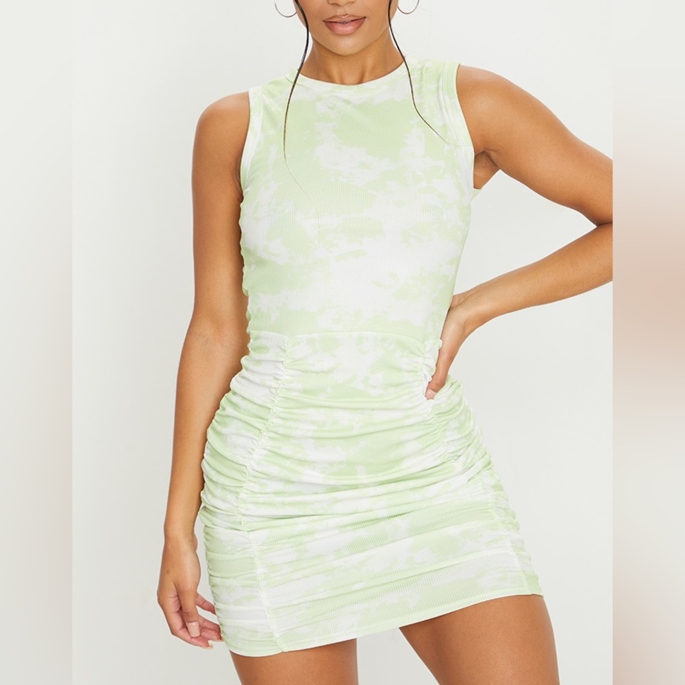 Green ruched dress